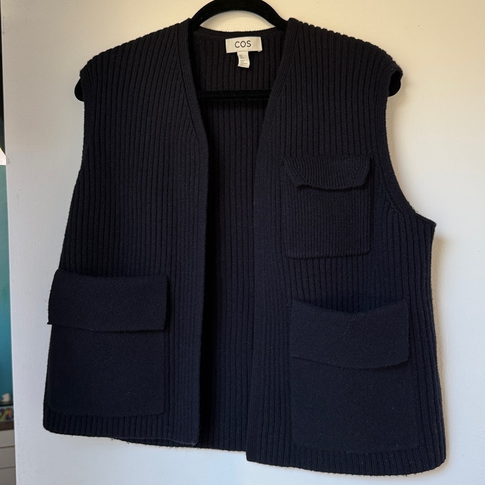 COS Navy Utility Vest
